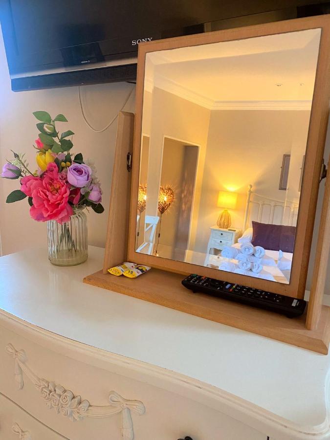 Cobbleview Rooms Уитби Екстериор снимка