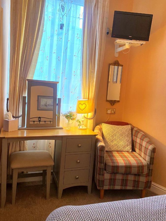 Cobbleview Rooms Уитби Екстериор снимка